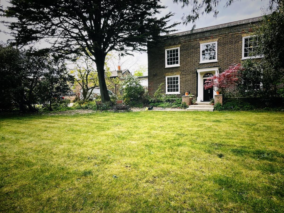 Manor House Of Cheshunt- Historic Villa 외부 사진