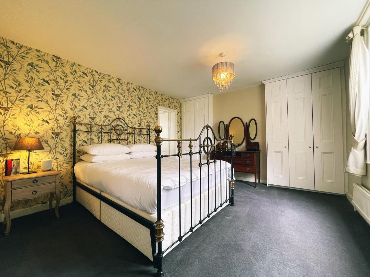 Manor House Of Cheshunt- Historic Villa 외부 사진