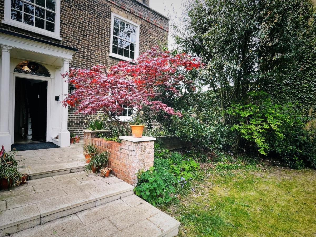 Manor House Of Cheshunt- Historic Villa 외부 사진
