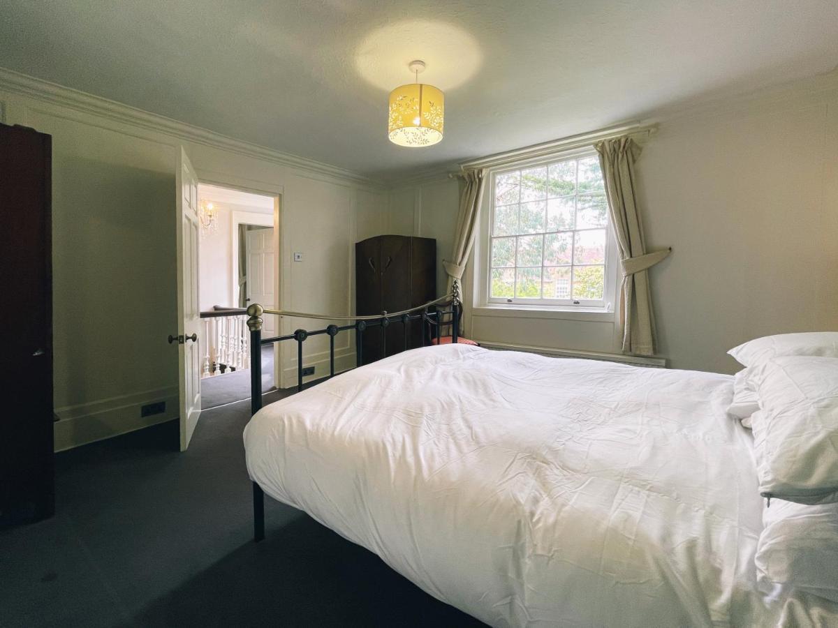 Manor House Of Cheshunt- Historic Villa 외부 사진