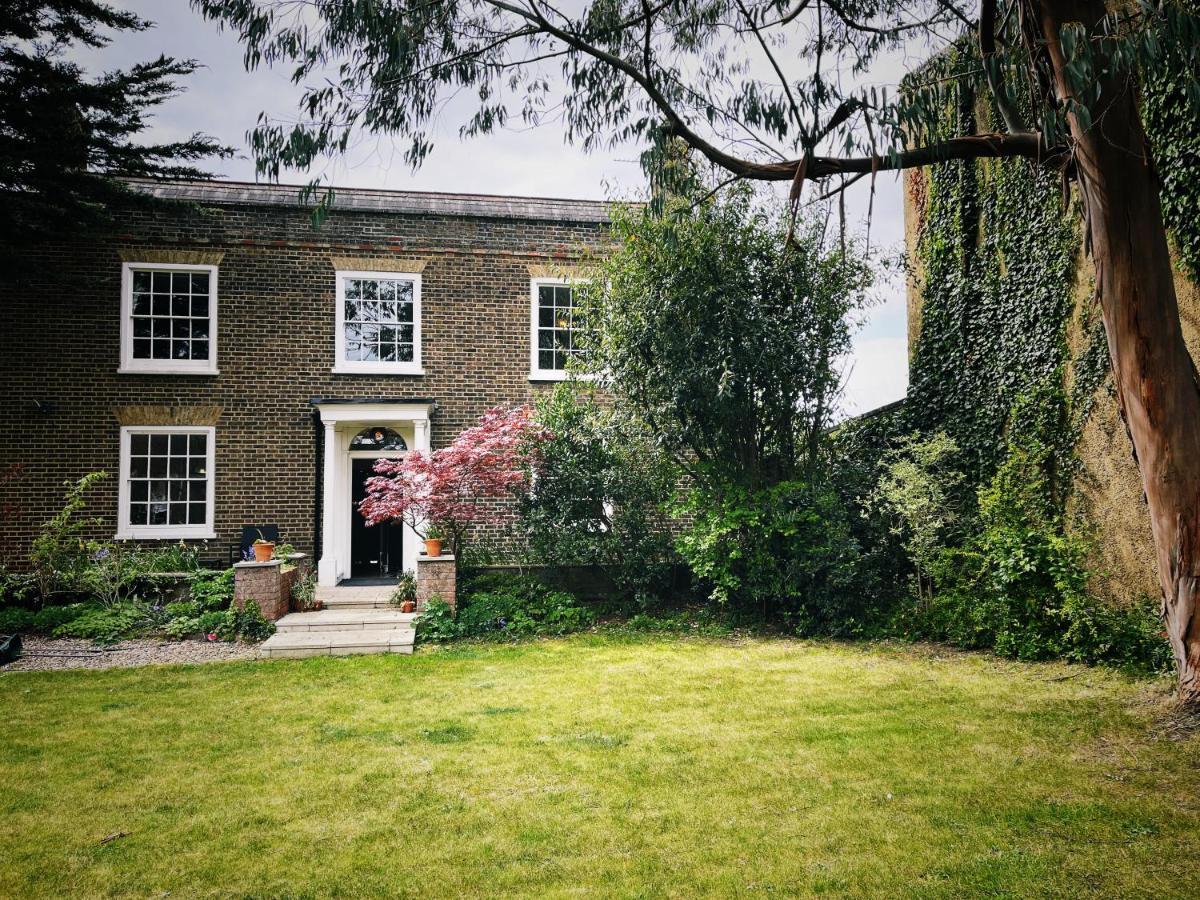 Manor House Of Cheshunt- Historic Villa 외부 사진
